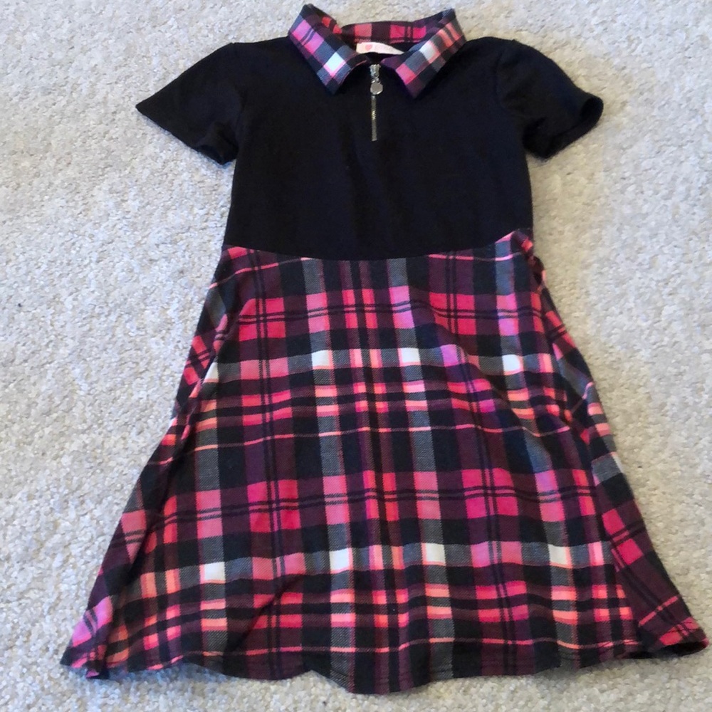 Girls black and plaid zip dress